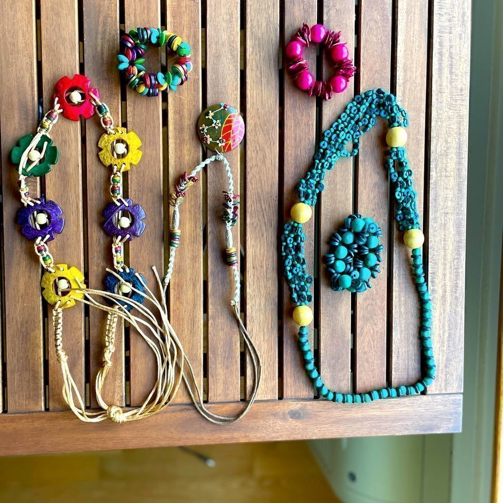 Wood fashion jewelry bundle 